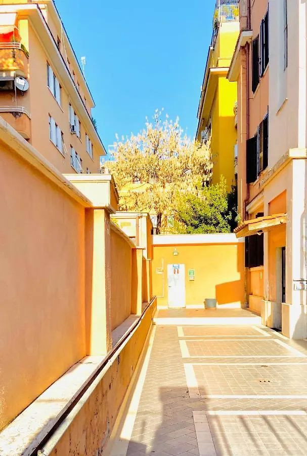 Vale Vatican Apartment Rome
